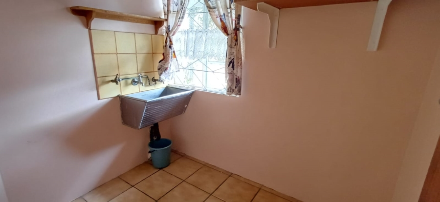 5 Bedroom Property for Sale in Eureka Free State